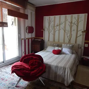 Oda ve Kahvaltı House